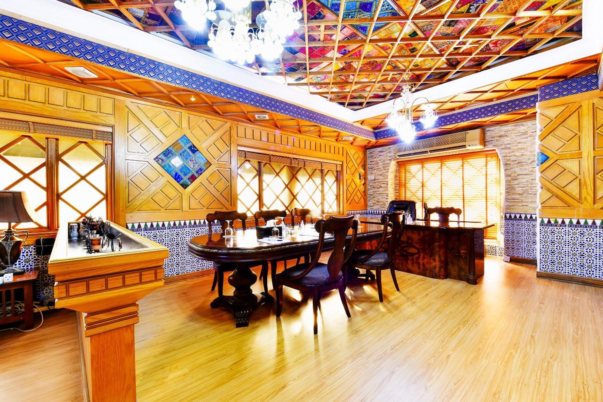 Capital O 125 Moon Plaza Hotel 麦纳麦 外观 照片