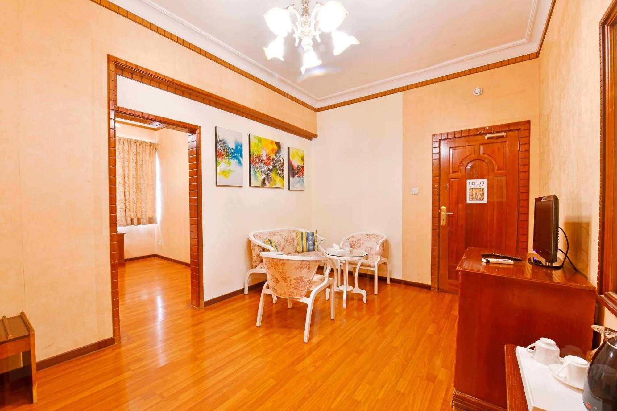 Capital O 125 Moon Plaza Hotel 麦纳麦 外观 照片